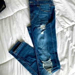 Refuge jeans (Charlotte Russe)